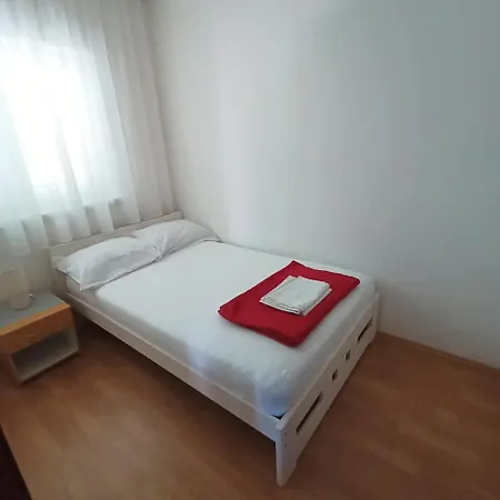 公寓 Turic 卓得诺沃