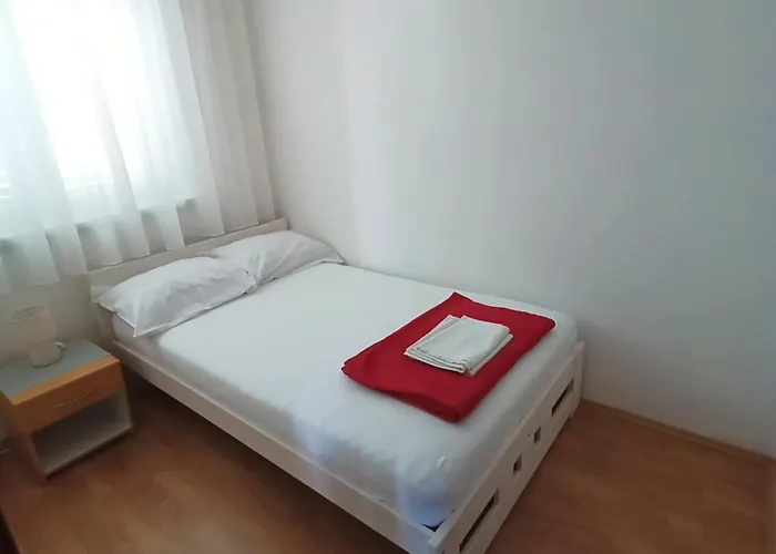 公寓 Turic 卓得诺沃